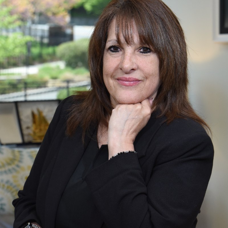 Portrait of Suzanne Albers